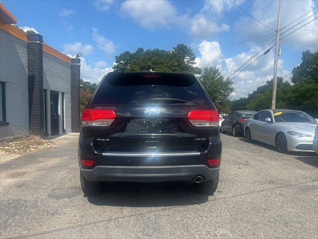 used 2017 Jeep Grand Cherokee car, priced at $13,889