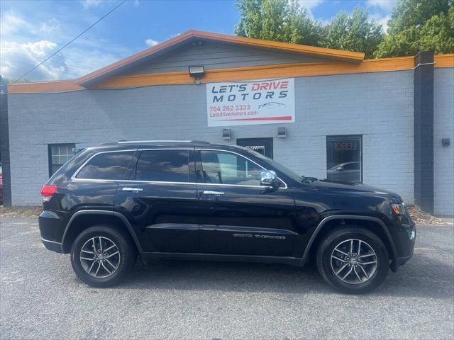 used 2017 Jeep Grand Cherokee car, priced at $13,889