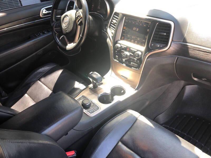 used 2014 Jeep Grand Cherokee car, priced at $10,998