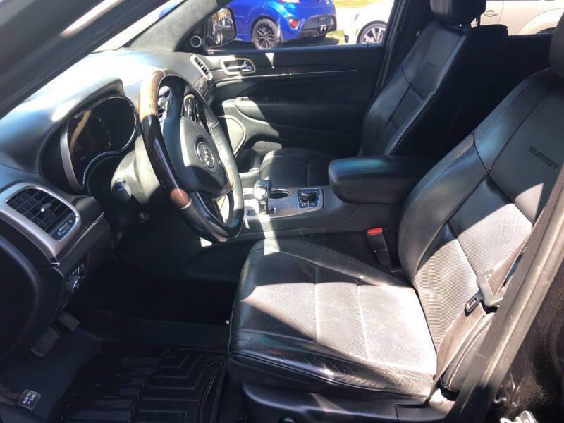 used 2014 Jeep Grand Cherokee car, priced at $10,998