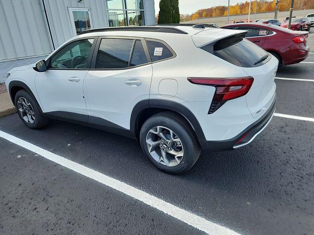 new 2025 Chevrolet Trax car, priced at $24,350