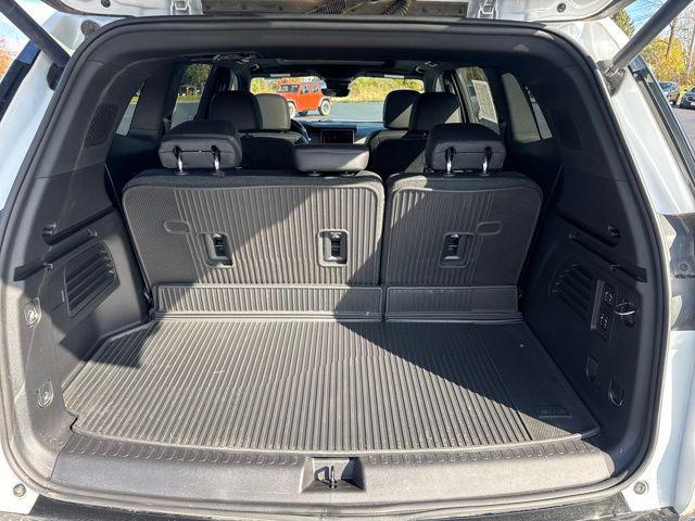 used 2024 GMC Acadia car, priced at $51,748