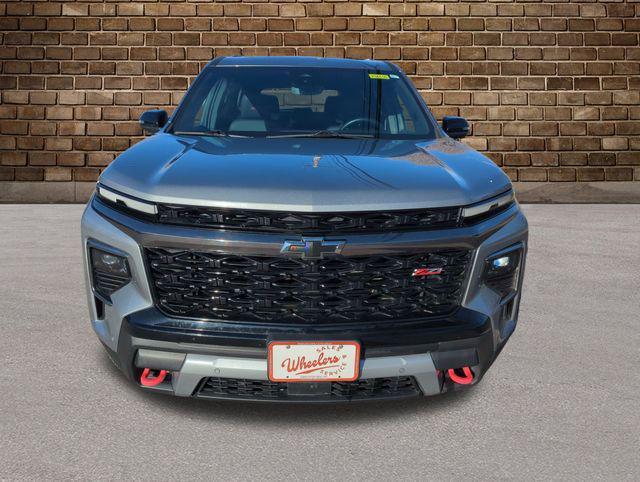 used 2024 Chevrolet Traverse car, priced at $43,997