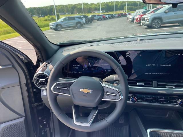 new 2026 Chevrolet Equinox car, priced at $33,544