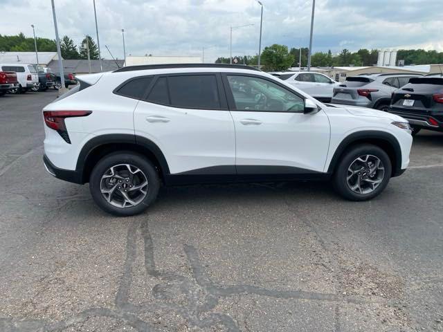 new 2025 Chevrolet Trax car, priced at $24,828