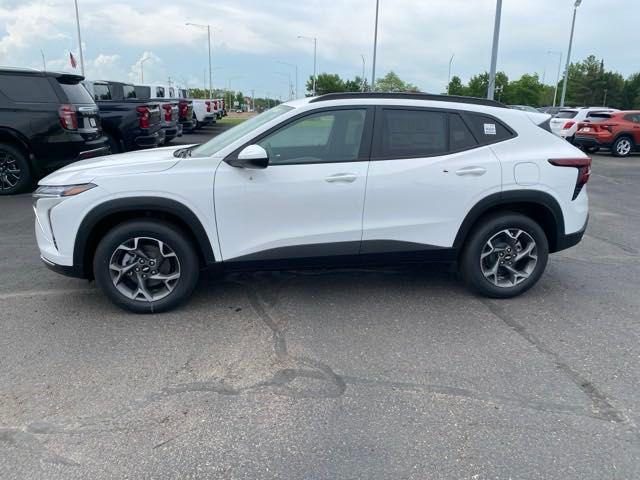 new 2025 Chevrolet Trax car, priced at $24,828