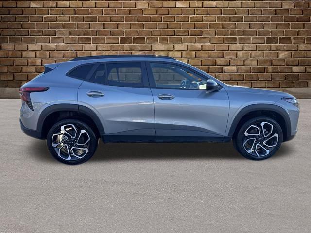 used 2024 Chevrolet Trax car, priced at $20,321