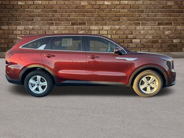 used 2025 Kia Sorento car, priced at $28,979