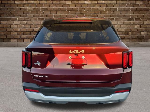 used 2025 Kia Sorento car, priced at $28,979