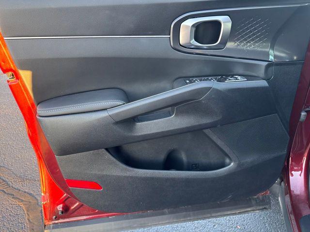 used 2025 Kia Sorento car, priced at $28,979