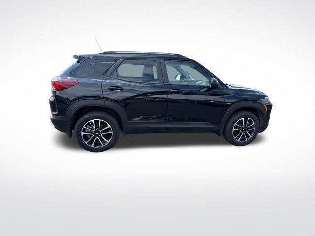 used 2025 Chevrolet TrailBlazer car, priced at $26,680