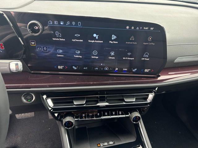 new 2026 Chevrolet Traverse car, priced at $53,445