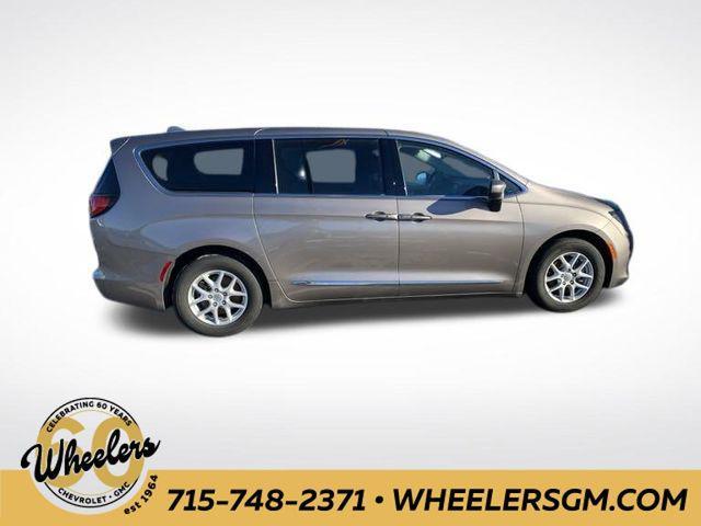 used 2017 Chrysler Pacifica car, priced at $18,684