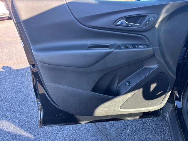 used 2024 Chevrolet Equinox car, priced at $23,248