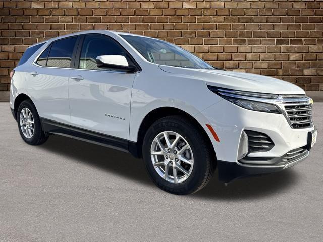 used 2024 Chevrolet Equinox car, priced at $22,999