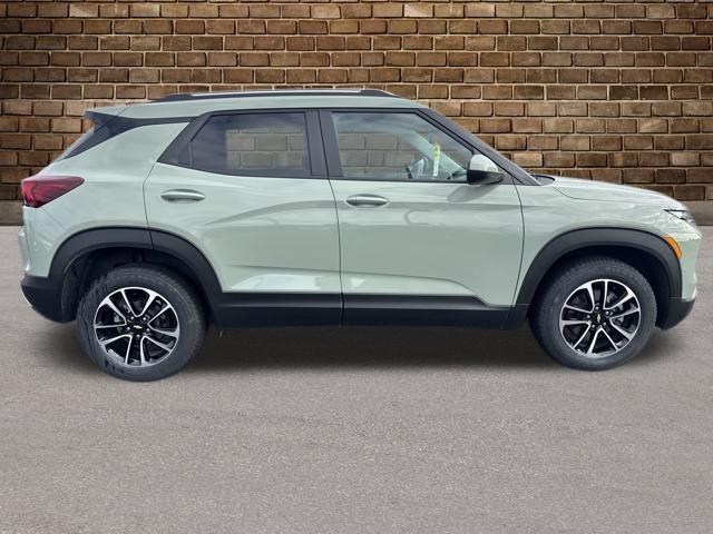 used 2025 Chevrolet TrailBlazer car, priced at $22,433