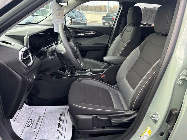 used 2025 Chevrolet TrailBlazer car, priced at $22,433