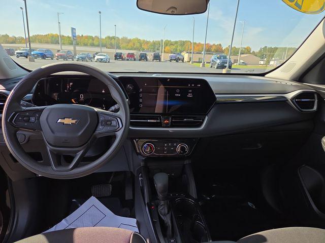used 2025 Chevrolet TrailBlazer car, priced at $25,355
