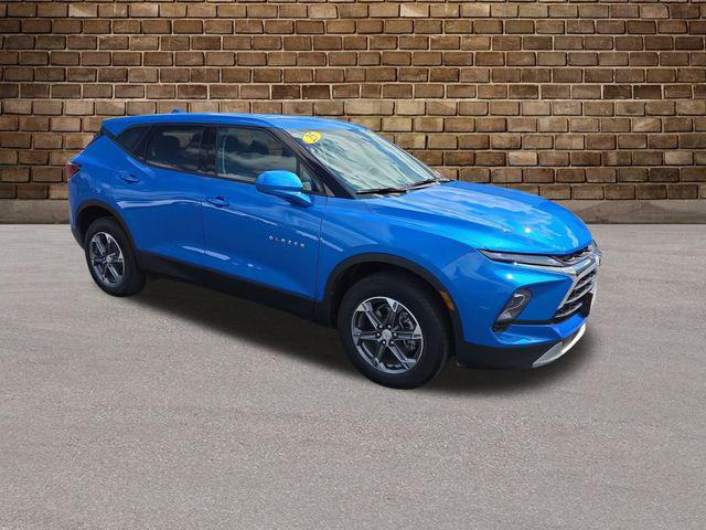 used 2025 Chevrolet Blazer car, priced at $33,258