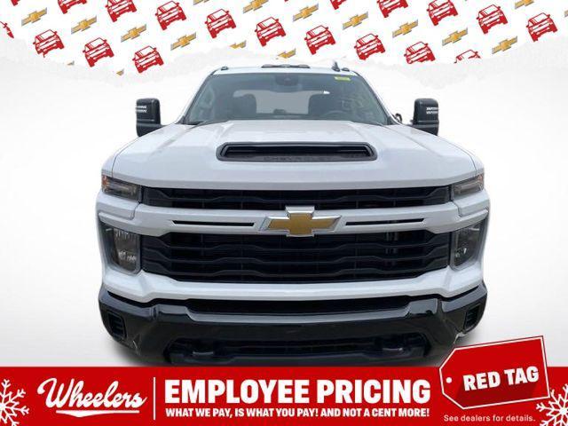 new 2024 Chevrolet Silverado 2500 car, priced at $54,111