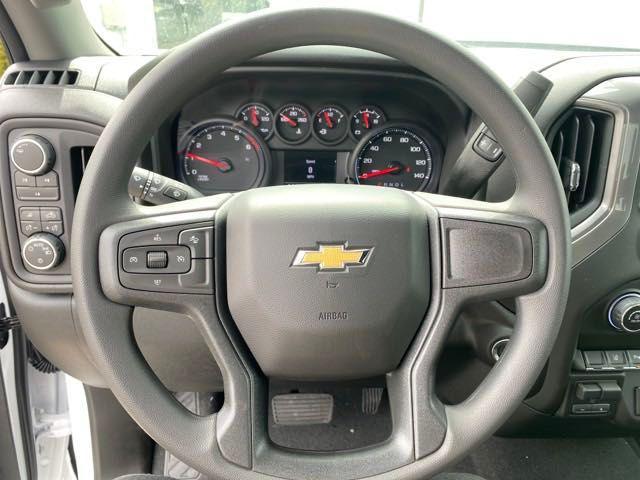 new 2024 Chevrolet Silverado 2500 car, priced at $54,111