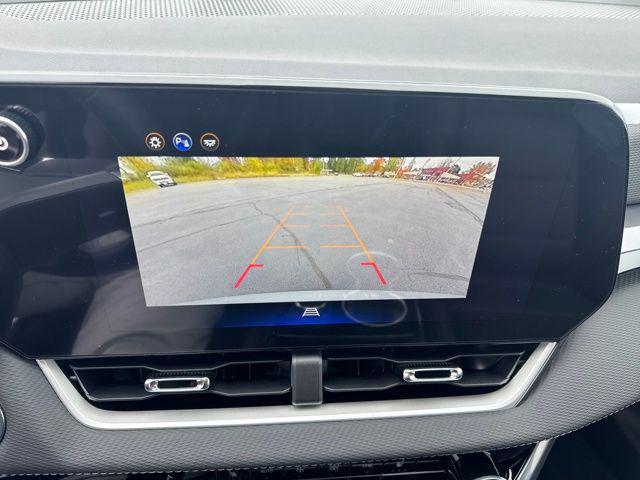 new 2026 Chevrolet Equinox car, priced at $34,041