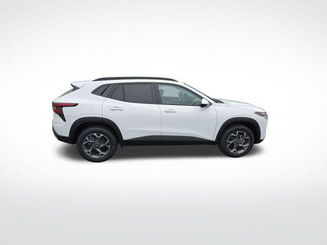 new 2025 Chevrolet Trax car, priced at $24,843