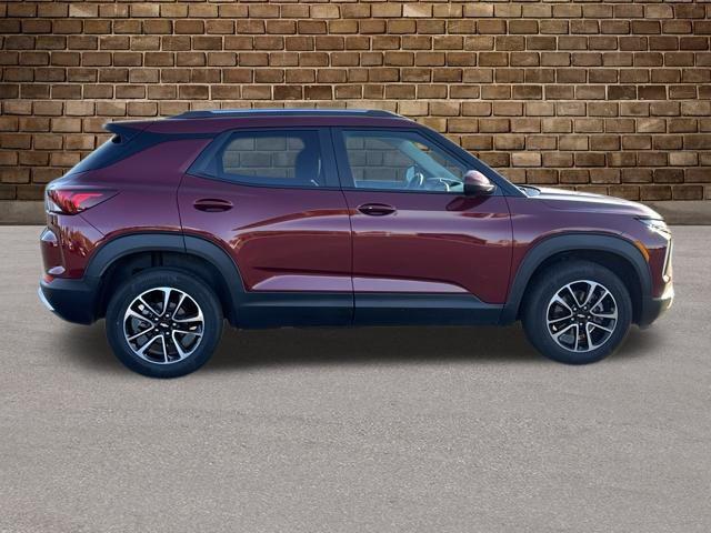 used 2025 Chevrolet TrailBlazer car, priced at $25,580