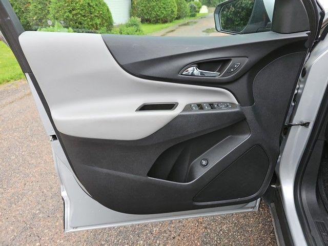 used 2022 Chevrolet Equinox car, priced at $22,828
