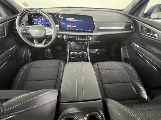 new 2025 Chevrolet Traverse car, priced at $48,630
