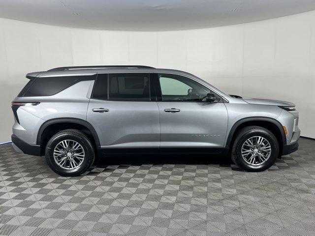 new 2025 Chevrolet Traverse car, priced at $48,630