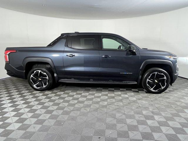 new 2025 Chevrolet Silverado EV car, priced at $82,290