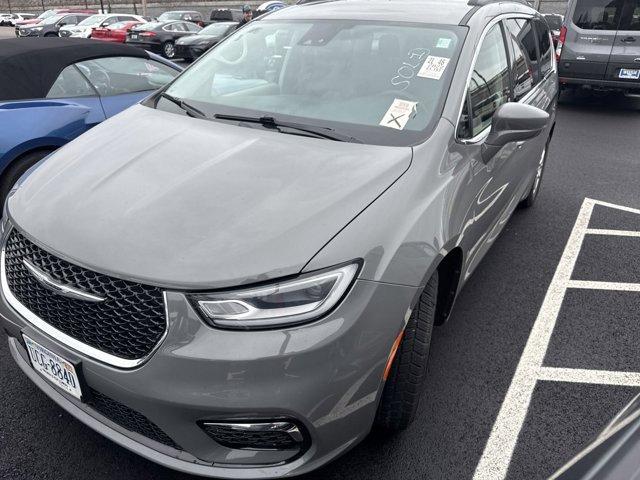 used 2022 Chrysler Pacifica car, priced at $20,501