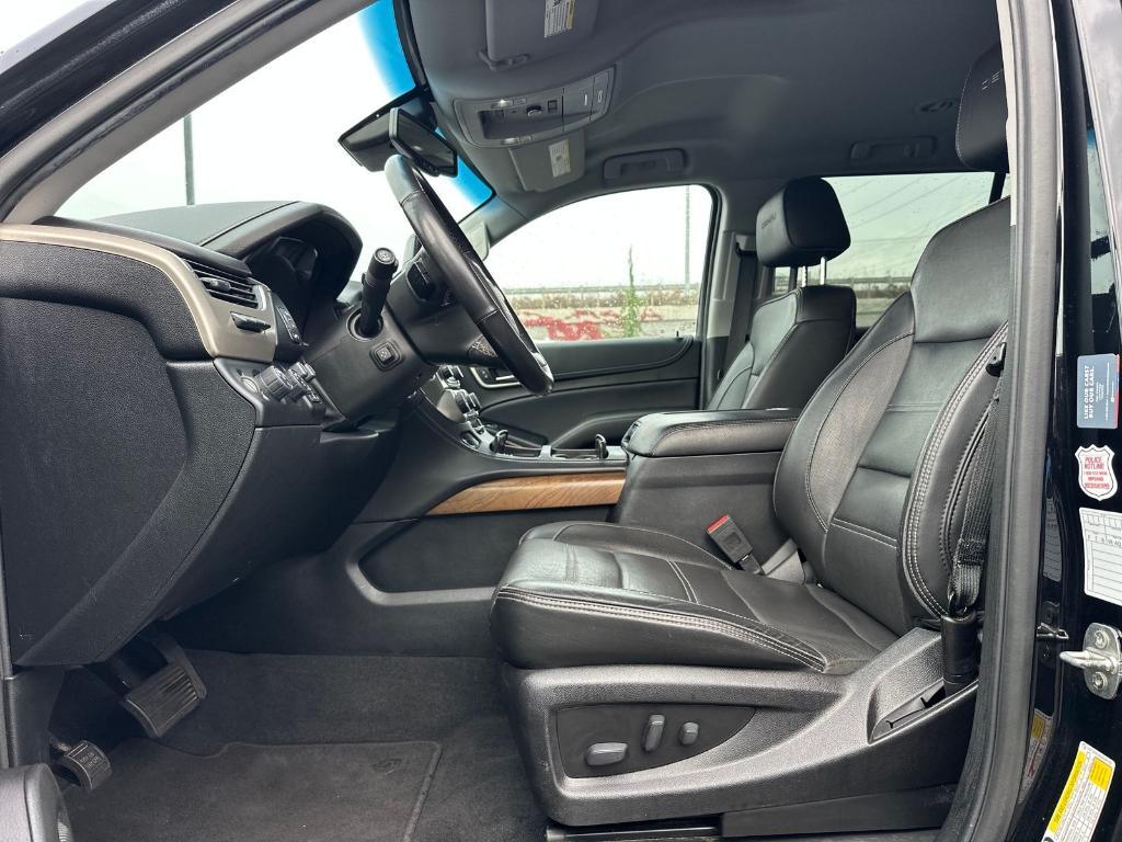 used 2020 GMC Yukon XL car, priced at $35,992