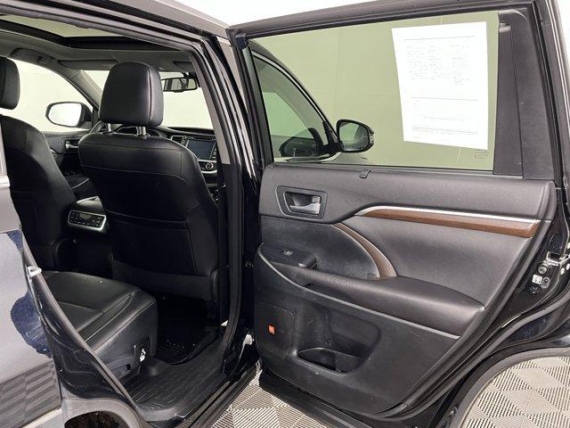used 2016 Toyota Highlander car, priced at $24,451