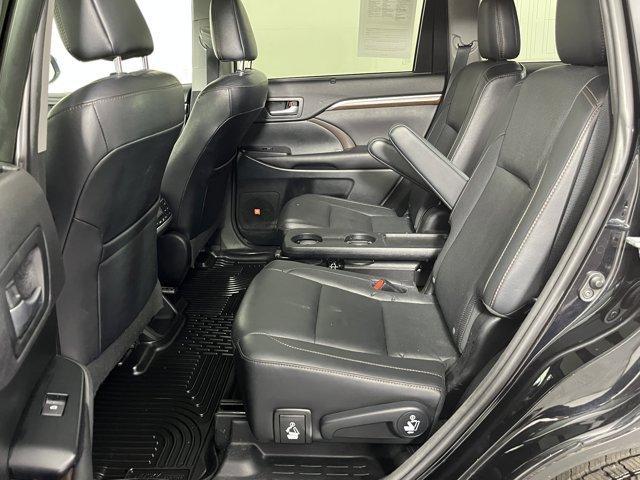 used 2016 Toyota Highlander car, priced at $24,451