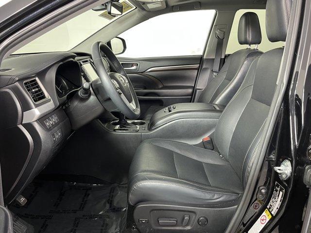 used 2016 Toyota Highlander car, priced at $24,451