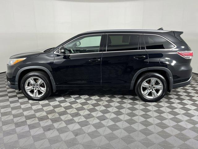used 2016 Toyota Highlander car, priced at $24,451