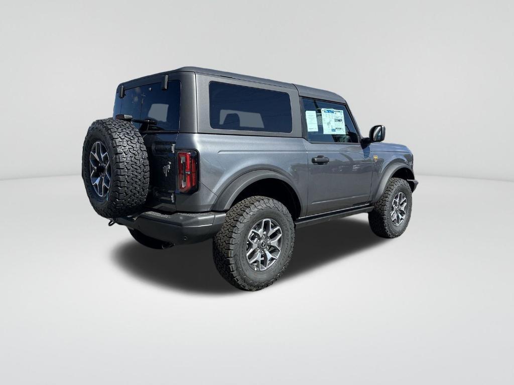 new 2025 Ford Bronco car, priced at $49,523