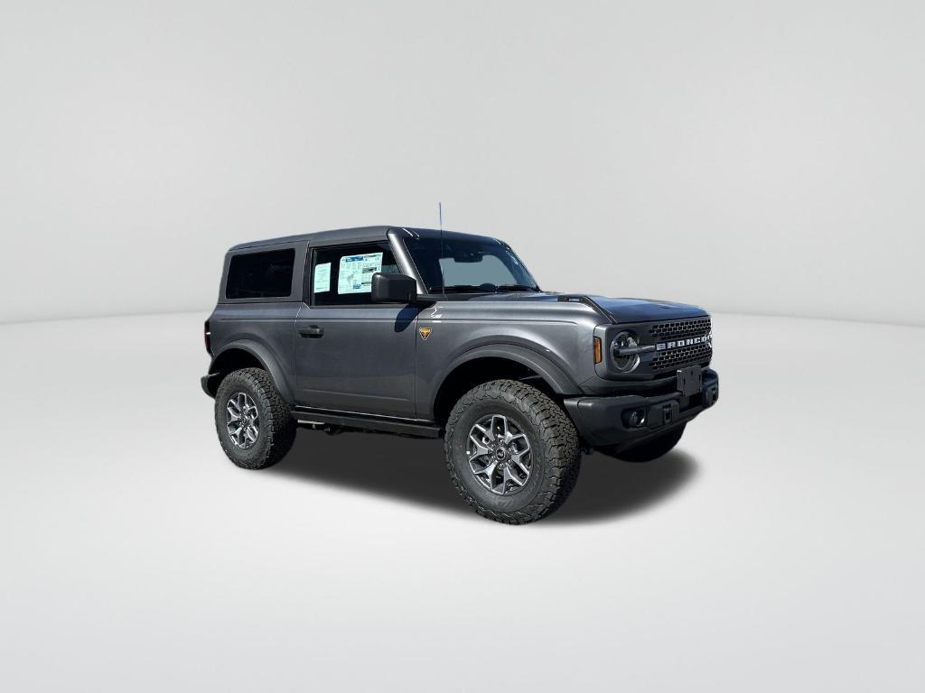 new 2025 Ford Bronco car, priced at $49,523