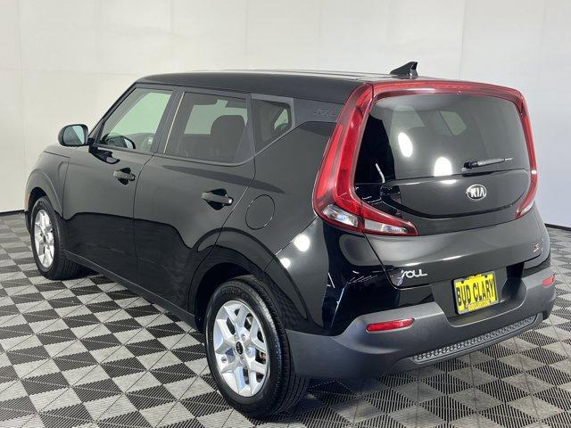used 2021 Kia Soul car, priced at $15,162