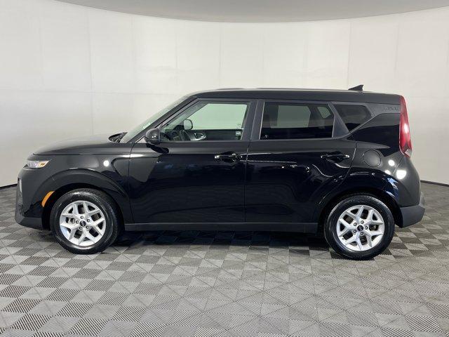 used 2021 Kia Soul car, priced at $15,162