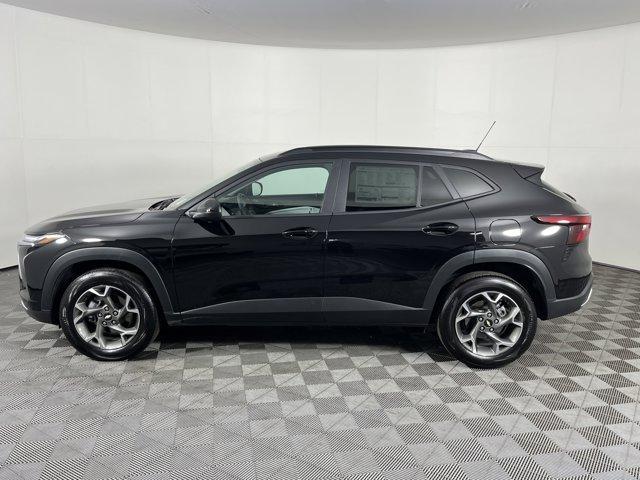 used 2025 Chevrolet Trax car, priced at $25,999