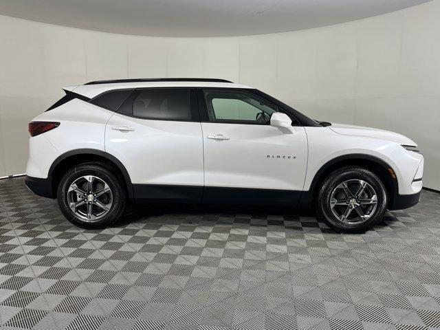 new 2025 Chevrolet Blazer car, priced at $42,405