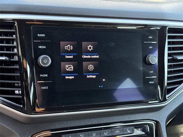 used 2020 Volkswagen Atlas Cross Sport car, priced at $22,300