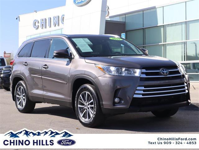 used 2019 Toyota Highlander car, priced at $23,882