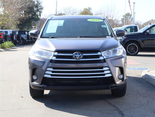 used 2019 Toyota Highlander car, priced at $23,882