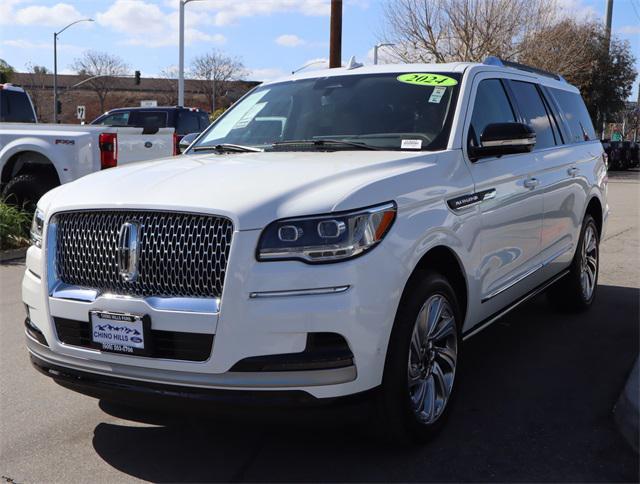 used 2024 Lincoln Navigator car, priced at $94,998