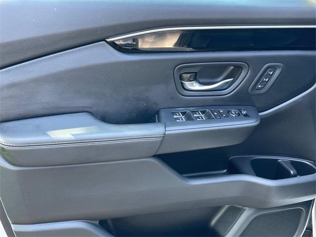 used 2024 Honda Pilot car, priced at $38,941