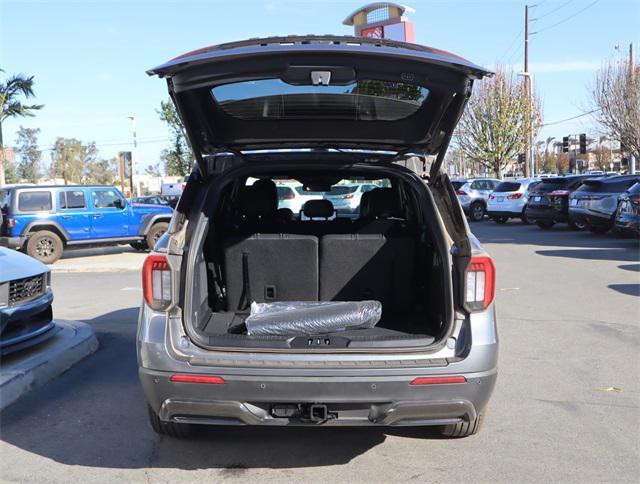 new 2025 Ford Explorer car, priced at $41,313